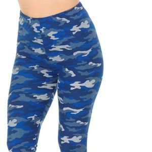 Camo soft blue grid pattern leggings.